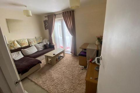 2 bedroom flat to rent, Langdale Grove, Corby