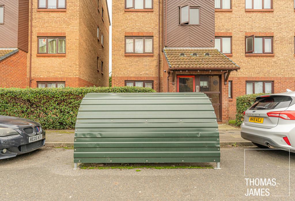 Parr Close, secure bike storage