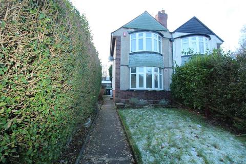 2 bedroom semi-detached house to rent, Cliff Road Gardens, Hyde Park