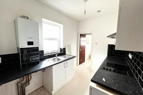 1 bedroom maisonette to rent, a Dock Road, Tilbury