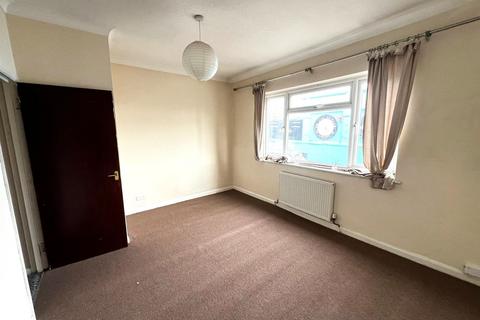 1 bedroom maisonette to rent, a Dock Road, Tilbury