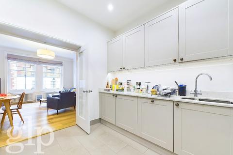 2 bedroom flat to rent, Ridgmount Gardens, London, WC1E