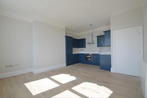 2 bedroom apartment to rent, Queens Drive, Malvern, Worcestershire, WR14 4RE