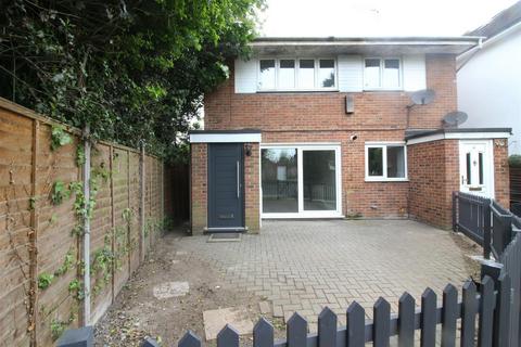 2 bedroom maisonette to rent, Churchfield Path, Cheshunt