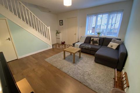 3 bedroom house to rent, Warde Street, Manchester M15