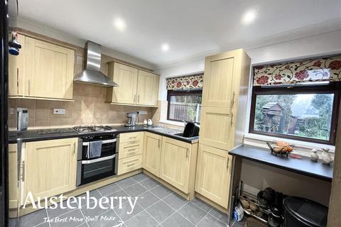 2 bedroom semi-detached house for sale, Longton Hall Road, Stoke-On-Trent ST3