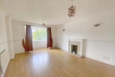 4 bedroom detached house to rent, Mallowdale, Manchester M28