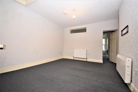 1 bedroom flat to rent, Ashby High Street, Scunthorpe