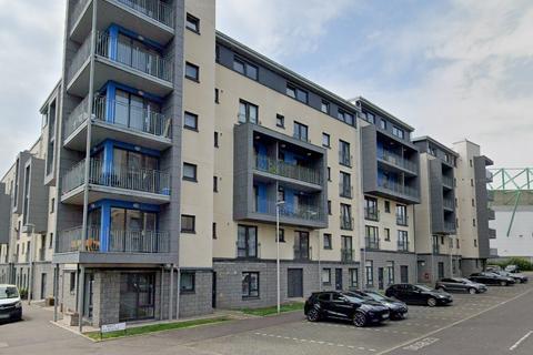 2 bedroom flat to rent, West Kilnacre, Edinburgh, Midlothian, EH7