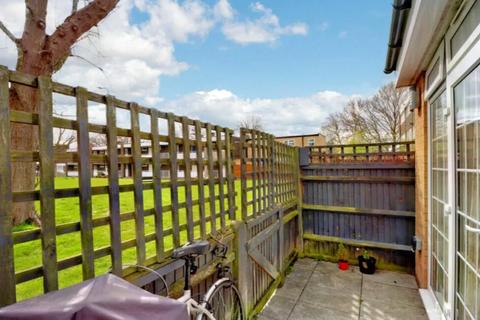 4 bedroom house to rent, Clement Close, London NW6