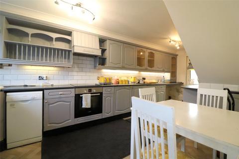 51 Lincoln Close, Erith, DA8 2EB