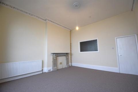 2 bedroom flat to rent, Marina, St. Leonards-On-Sea