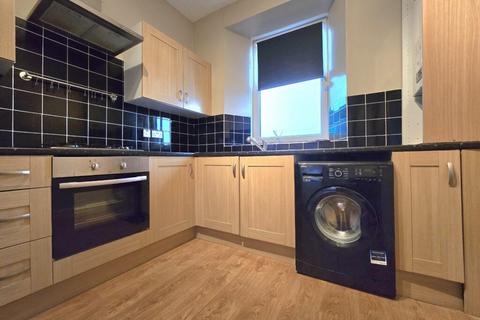 1 bedroom flat to rent, 34 East Argyle Street, Helensburgh, G84 7RR