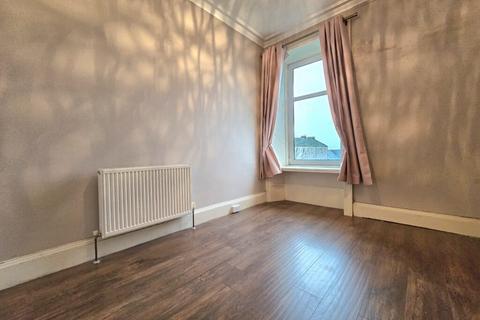 1 bedroom flat to rent, 34 East Argyle Street, Helensburgh, G84 7RR