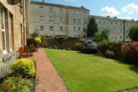 1 bedroom flat to rent, 34 East Argyle Street, Helensburgh, G84 7RR