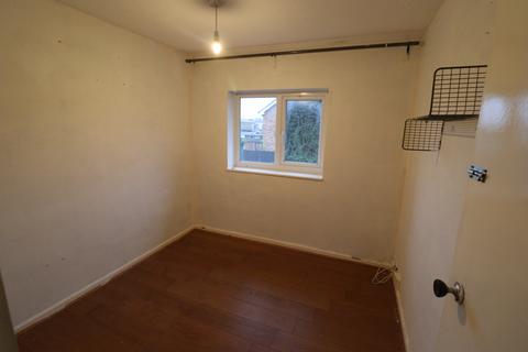 3 bedroom end of terrace house to rent, Curling Tye, Basildon, Essex, SS14