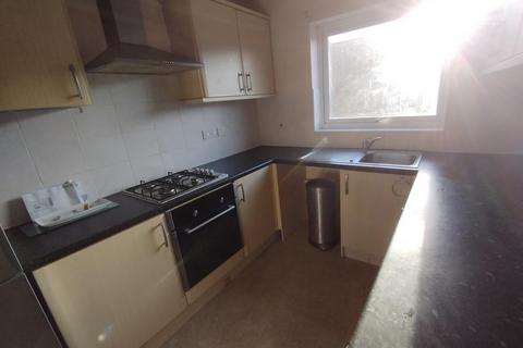 3 bedroom flat to rent, Henley Road, Ipswich