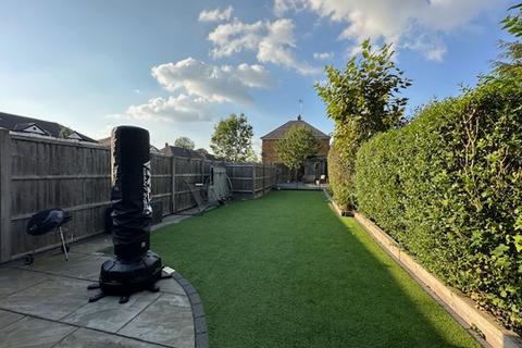 17 Rowley Lane, Borehamwood, WD6 5PA