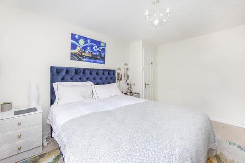 1 bedroom flat for sale, Woodgate Drive, London SW16