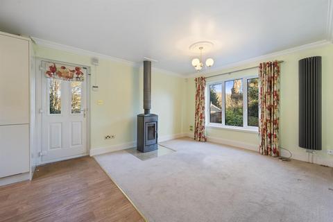 Sandygate, 8 Burton Close Drive, Bakewell, DE45 1BG