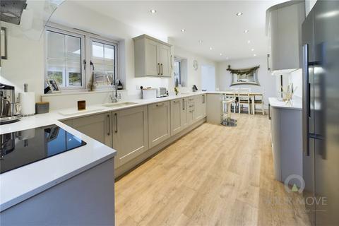 29 Betjeman Close, Higham Ferrers, Rushden, NN10 8NR