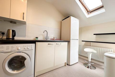 1 bedroom flat to rent, Lansdown, Cheltenham GL51 6QB