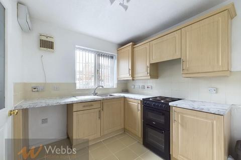 2 bedroom semi-detached house to rent, Thetford Way, Walsall WS5