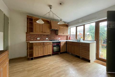 3 bedroom semi-detached house for sale, Hicks Avenue, Tilsdown, Dursley