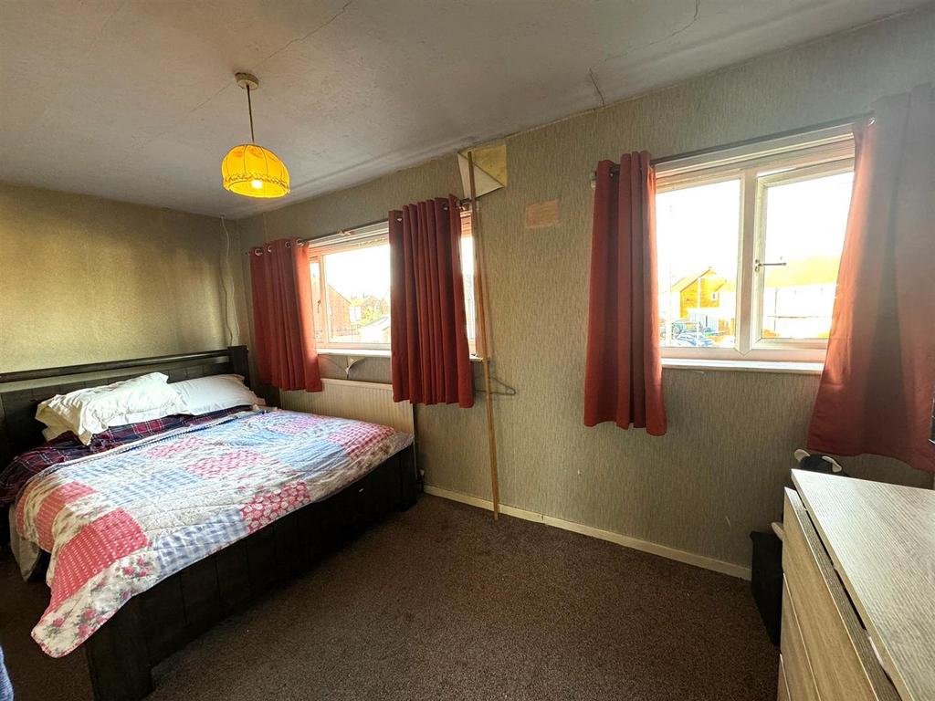 Bedroom .jpg