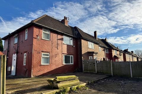 3 bedroom semi-detached house to rent, Birchfields Road, Manchester, M13