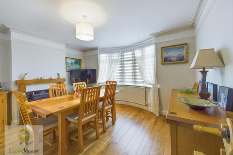 24 Brompton Farm Road, Strood, Rochester, ME2 3QY