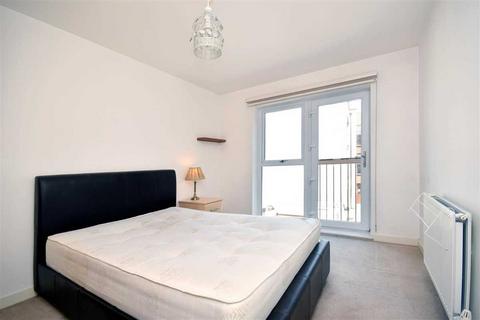 2 bedroom apartment to rent, Recovery Street, Tooting