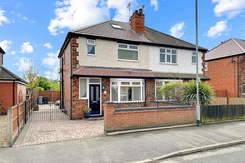 3 bedroom semi-detached house for sale, Bancroft Road, Newark