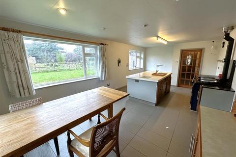 4 bedroom detached bungalow for sale, Cottage Lane, Collingham, Newark