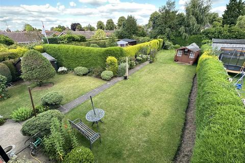 3 bedroom semi-detached house for sale, Sandfield Way, Newark