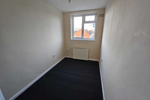 2 bedroom flat to rent, Alcester Road South