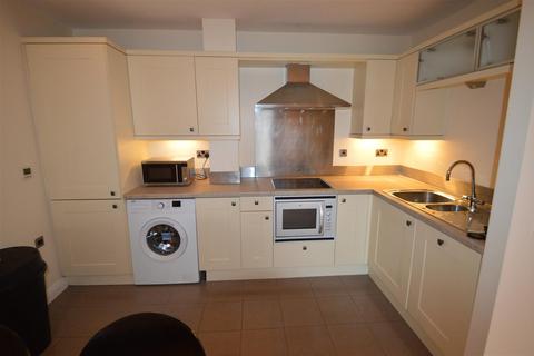 2 bedroom flat to rent, XQ7, Salford M5