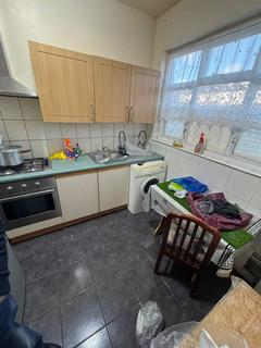 1 bedroom flat to rent, Ilford, IG1