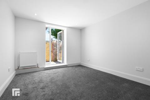 2 bedroom apartment for sale, Romilly Road, Canton, Cardiff