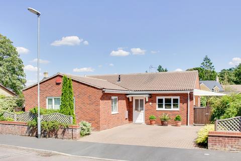 3 bedroom detached bungalow for sale, River Close, St Neots PE19