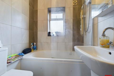 Flat 4, 44 - 46 Worcester Street, Gloucester, GL1 3AG