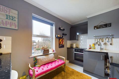 Flat 4, 44 - 46 Worcester Street, Gloucester, GL1 3AG