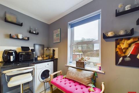 Flat 4, 44 - 46 Worcester Street, Gloucester, GL1 3AG