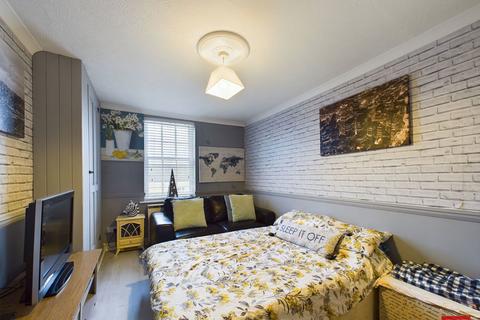 Flat 4, 44 - 46 Worcester Street, Gloucester, GL1 3AG