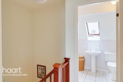 2 bedroom maisonette for sale, Chapelmount Road, Woodford Green