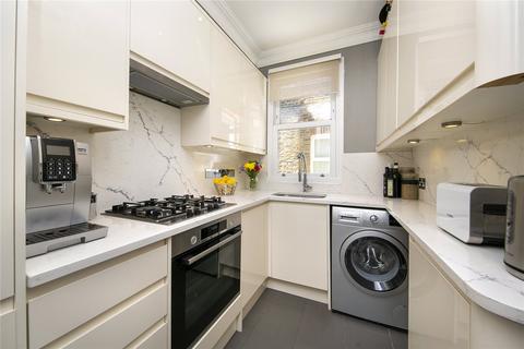 3 bedroom flat to rent, Denton Road, Twickenham