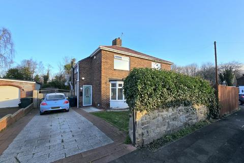 3 bedroom semi-detached house for sale, Elsdon Gardens, Gateshead NE11