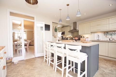 4 bedroom semi-detached house for sale, Clayhall Road, Gosport PO12