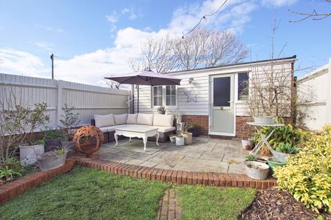 4 bedroom semi-detached house for sale, Clayhall Road, Gosport PO12
