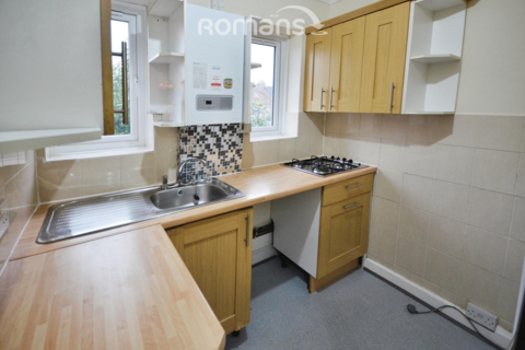 2 bedroom maisonette to rent, Windsor Road, Slough